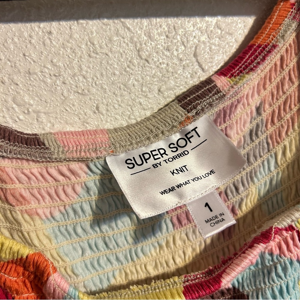 Colorful Geometric Print Dress - Picture 3 of 5